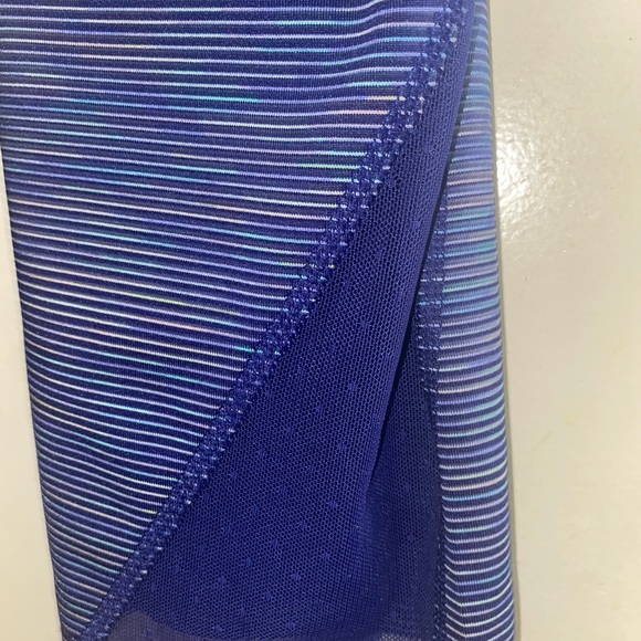 Tek Gear Dry Tek Capri Yoga Pants - Picture 3 of 5